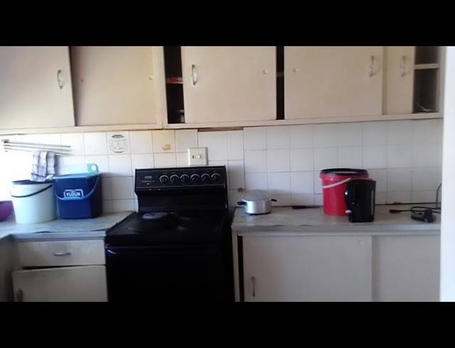 3 BEDROOM APARTMENT FOR SALE IN SUNNYSIDE